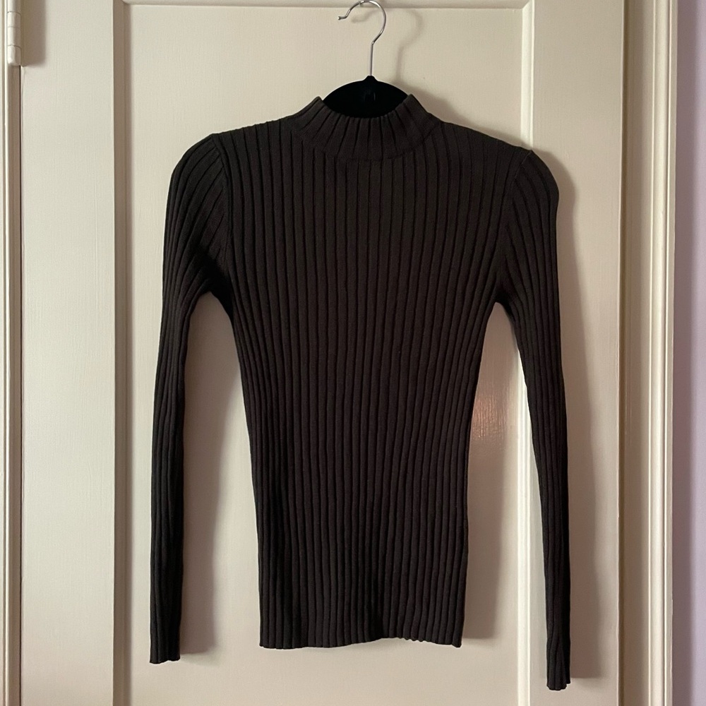 Dark Green Ribbed Sweater